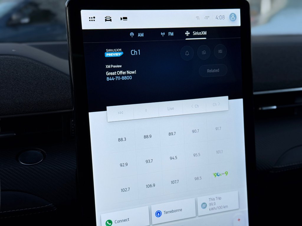 2024 Ford Mustang Mach-E Premium AWD Bas Kilométrage in Terrebonne, Quebec - 16 - w1024h768px