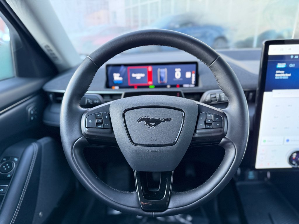 2024 Ford Mustang Mach-E Premium AWD Bas Kilométrage in Terrebonne, Quebec - 21 - w1024h768px