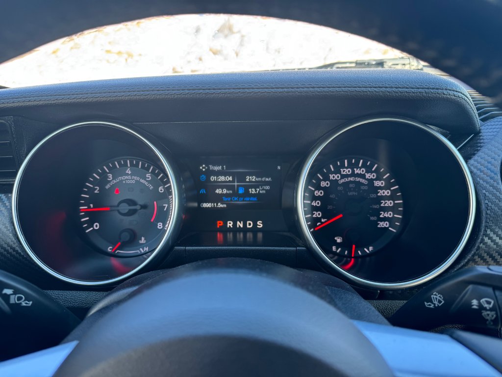 2022 Ford Mustang Ecoboost Convertible in Terrebonne, Quebec - 16 - w1024h768px