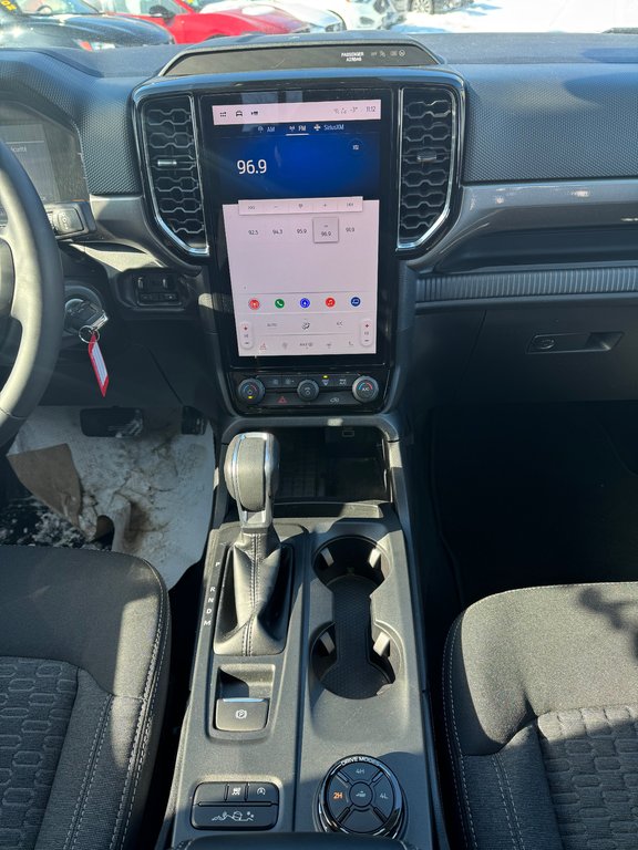2024 Ford Ranger XLT FX4 SuperCrew * Bas Kilométrage * in Terrebonne, Quebec - 11 - w1024h768px