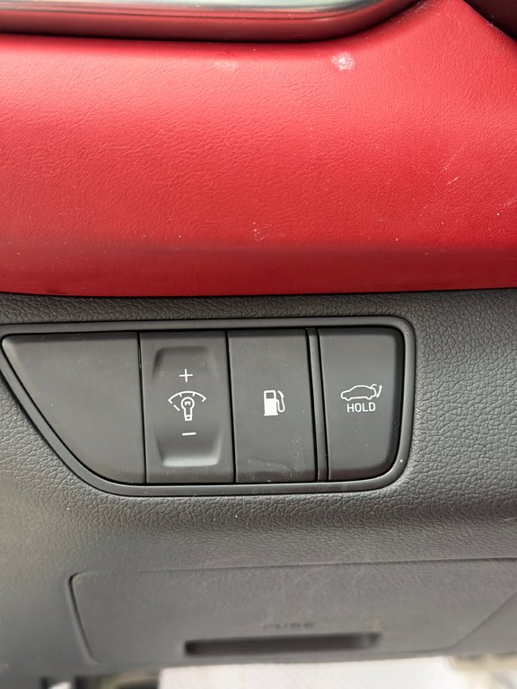 2022 GENESIS G70 3.3T Sport AWD Toit panoramique Cuir rouge in Terrebonne, Quebec - 13 - w1024h768px