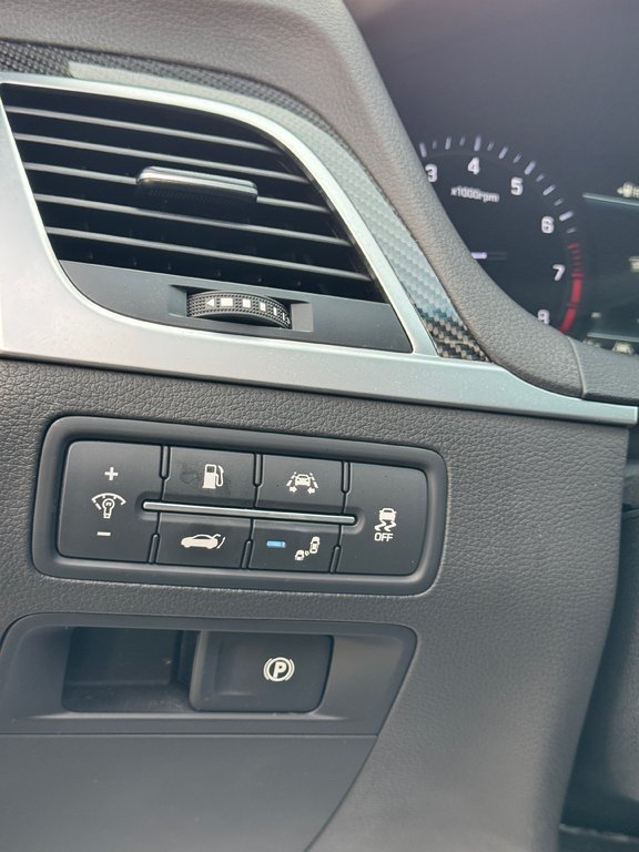 2020 GENESIS G80 3.3T Sport AWD Cuir 3.3T in Terrebonne, Quebec - 13 - w1024h768px