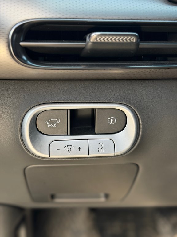 GENESIS GV60 Advanced Cuir AWD 2023 à Terrebonne, Québec - 12 - w1024h768px