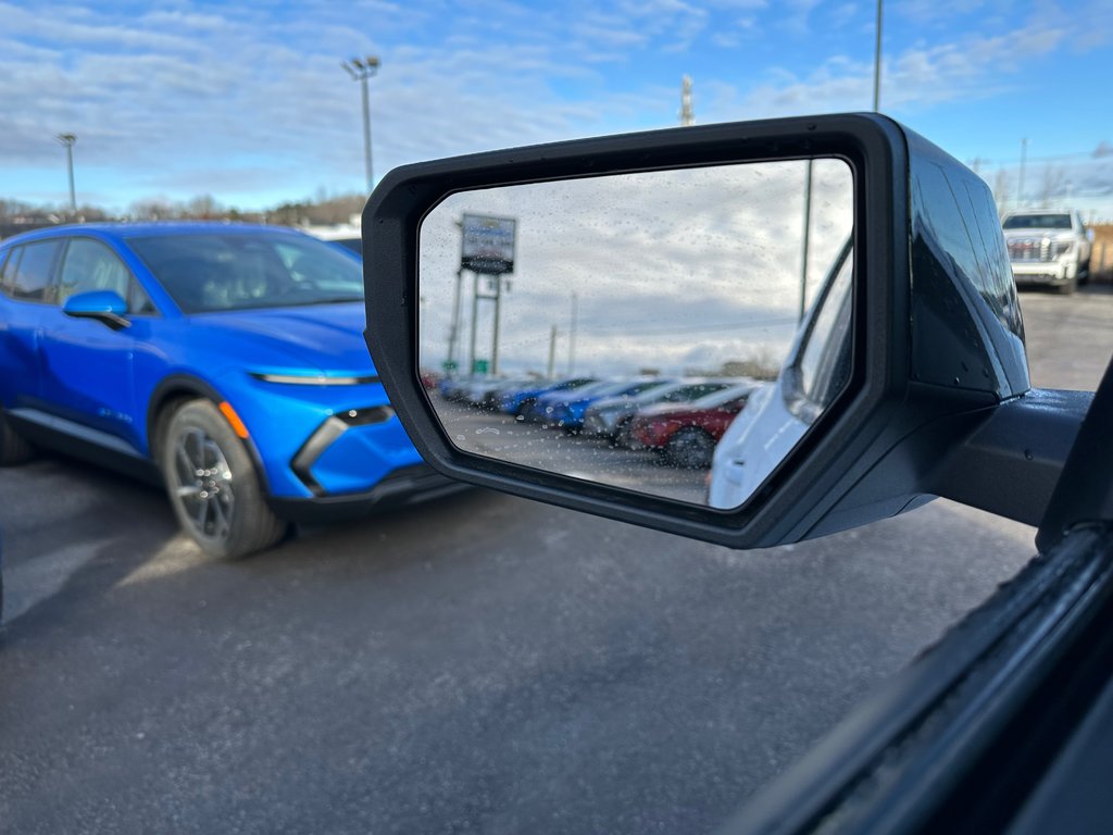 2024 GMC Canyon ELEVATION in Terrebonne, Quebec - 27 - w1024h768px