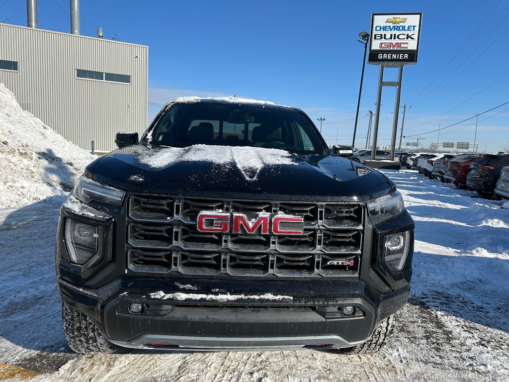 GMC Canyon AT4 2024 à Terrebonne, Québec - 2 - w1024h768px