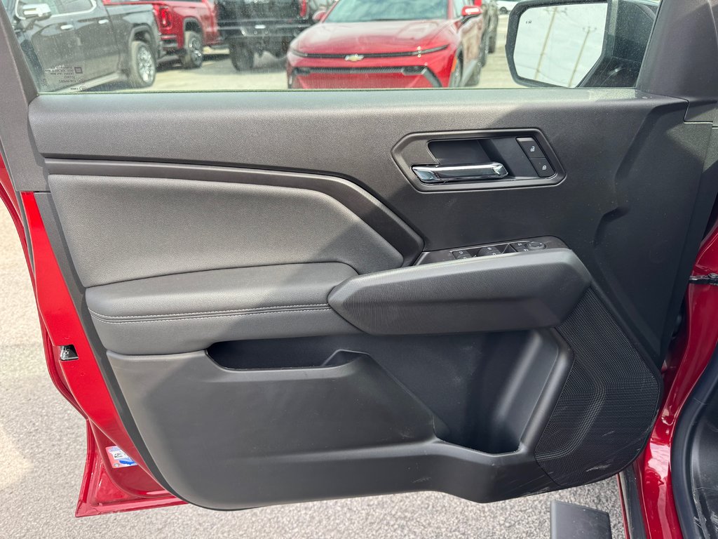 GMC CANYON 4WD CREW CAB ELEVATION SHORT BOX (4VL) 4WD 2026 à Terrebonne, Québec - 8 - w1024h768px