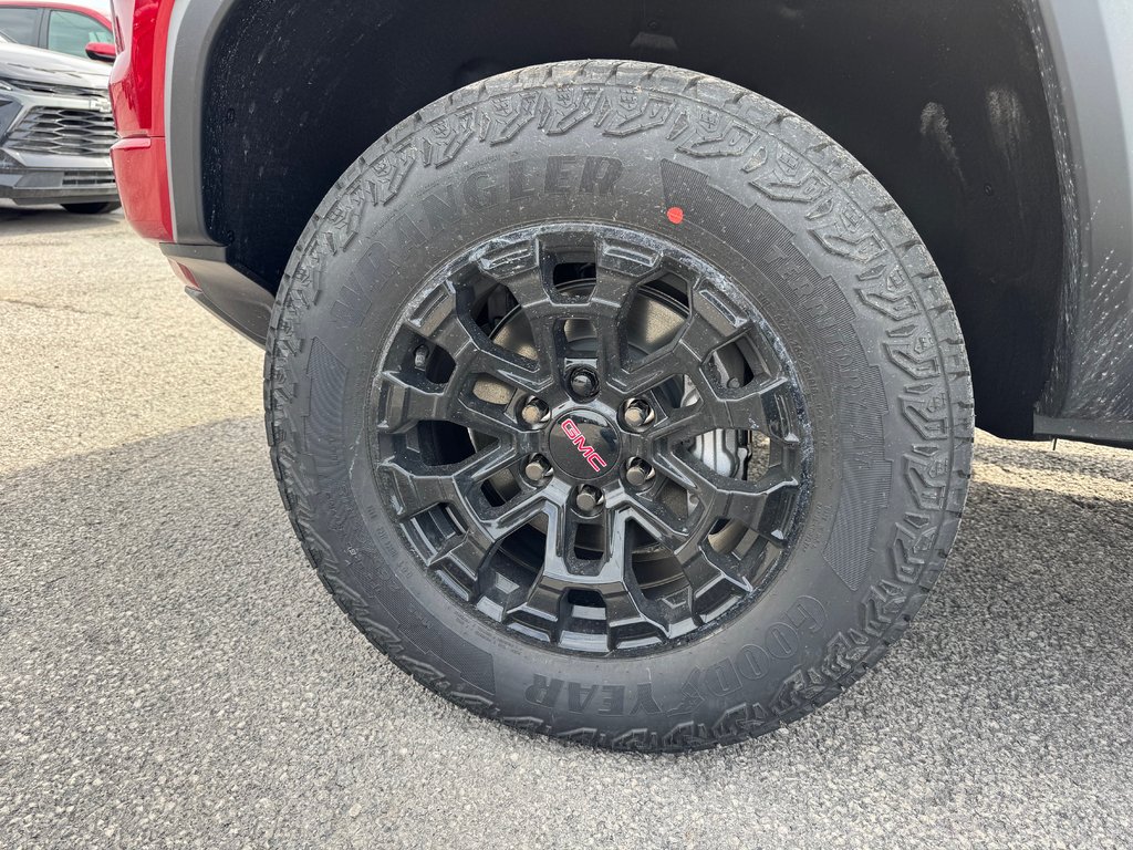 GMC CANYON 4WD CREW CAB ELEVATION SHORT BOX (4VL) 4WD 2026 à Terrebonne, Québec - 11 - w1024h768px