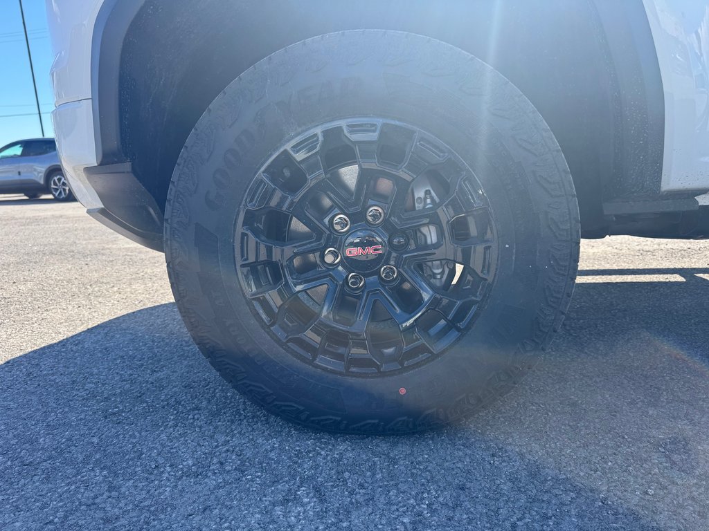 GMC Canyon ELEVATION 2026 à Terrebonne, Québec - 11 - w1024h768px