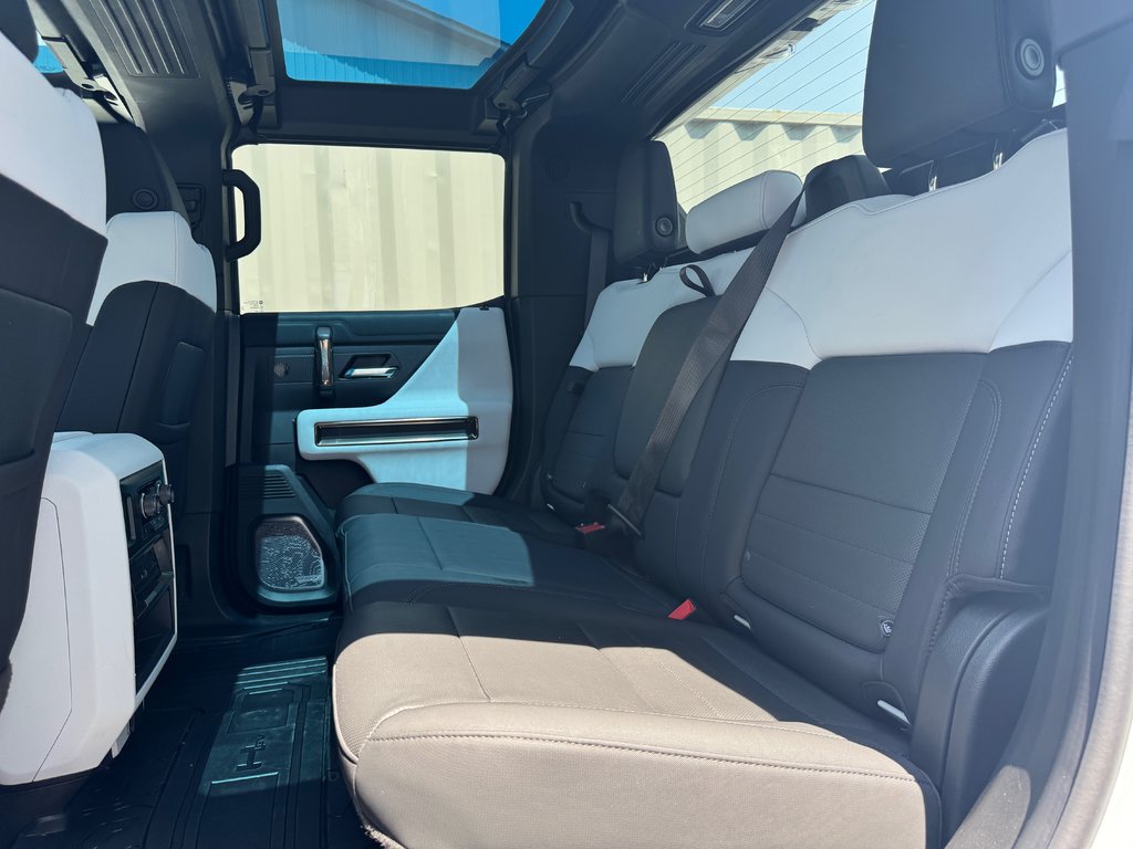 GMC HUMMER EV Pickup 3X Groupe Tout Terrain Extrême 2023 à Terrebonne, Québec - 25 - w1024h768px