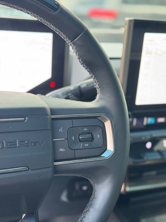 GMC HUMMER EV Pickup 2X Toit Infinity Cuir 2024 à Terrebonne, Québec - 14 - w1024h768px