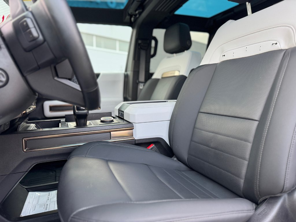 GMC HUMMER EV Pickup 2X Toit Infinity Cuir 2024 à Terrebonne, Québec - 10 - w1024h768px
