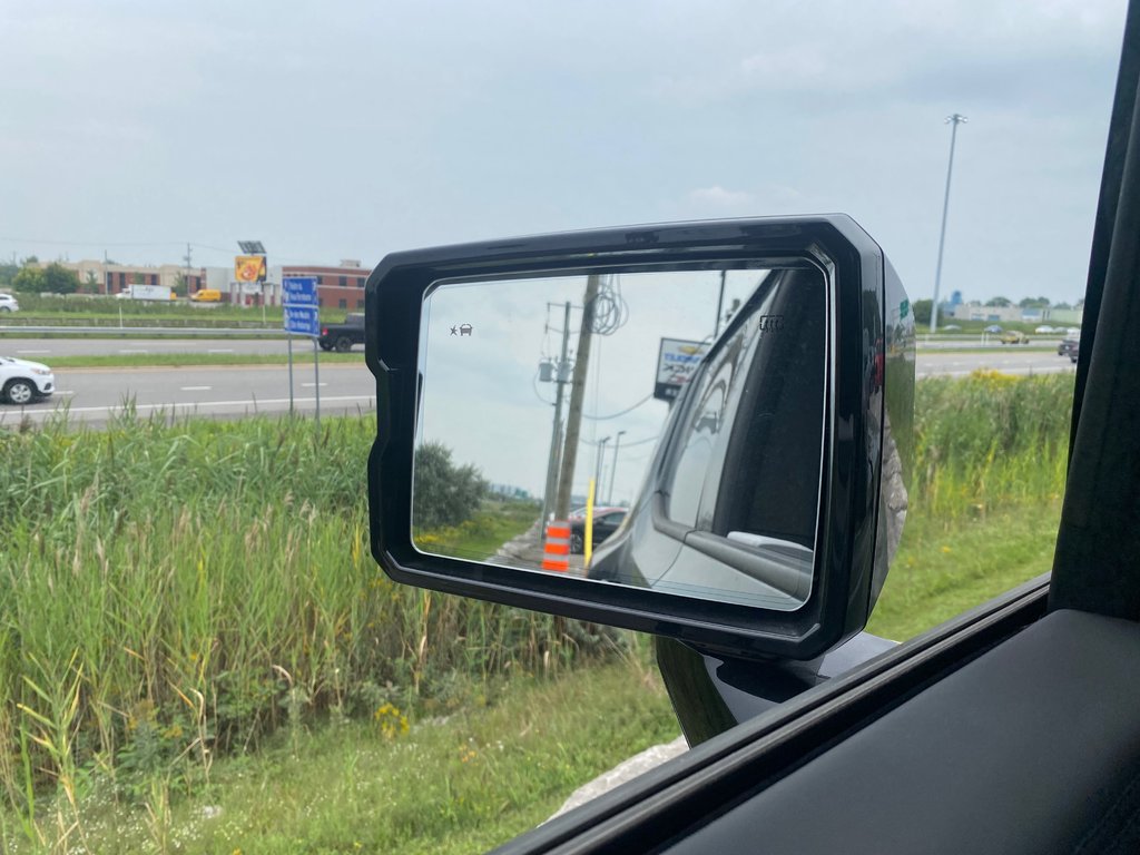 GMC HUMMER EV SUV 2X 2024 à Terrebonne, Québec - 32 - w1024h768px