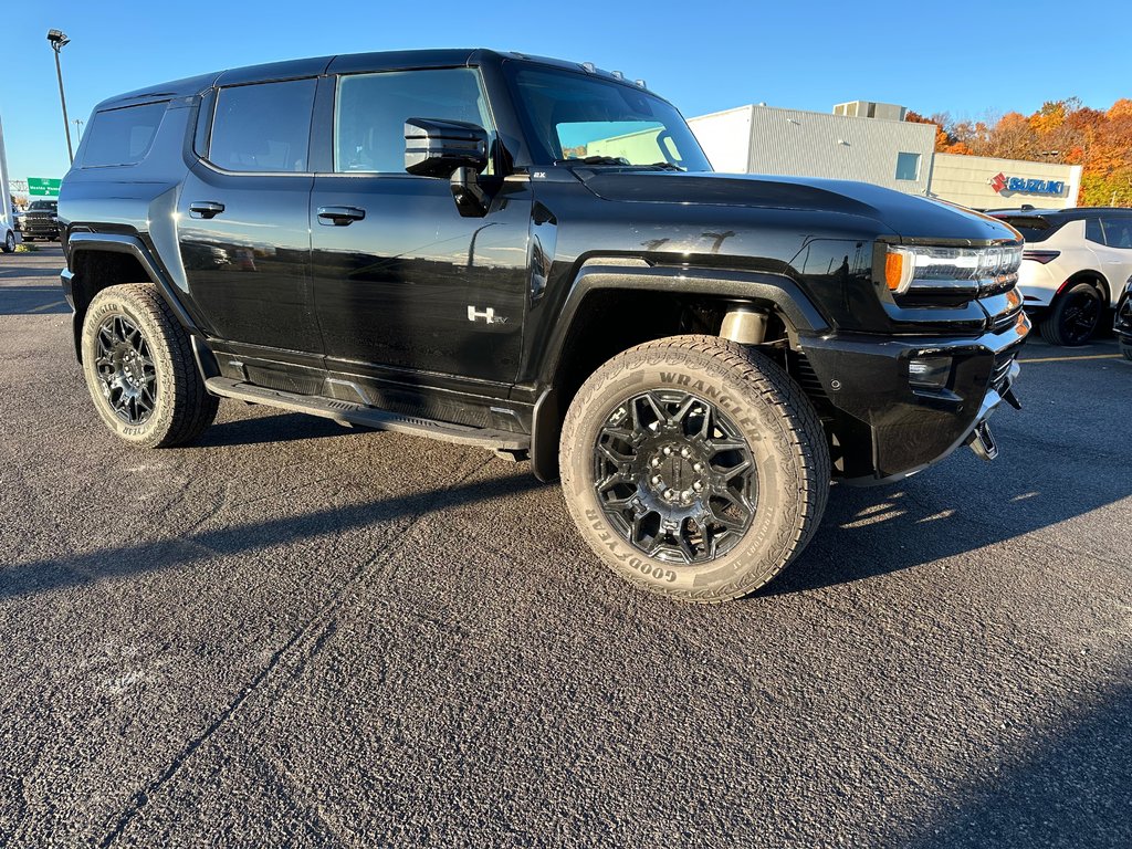 GMC HUMMER EV SUV 2X 2024 à Terrebonne, Québec - 1 - w1024h768px