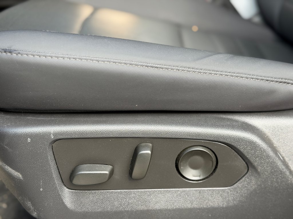 GMC HUMMER EV SUV 2X Toit Infinity Cuir 2025 à Terrebonne, Québec - 10 - w1024h768px