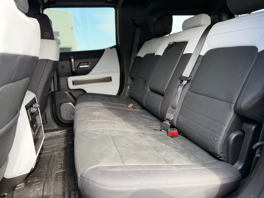 GMC HUMMER EV SUV 2X Toit Infinity Cuir 2025 à Terrebonne, Québec - 24 - w1024h768px