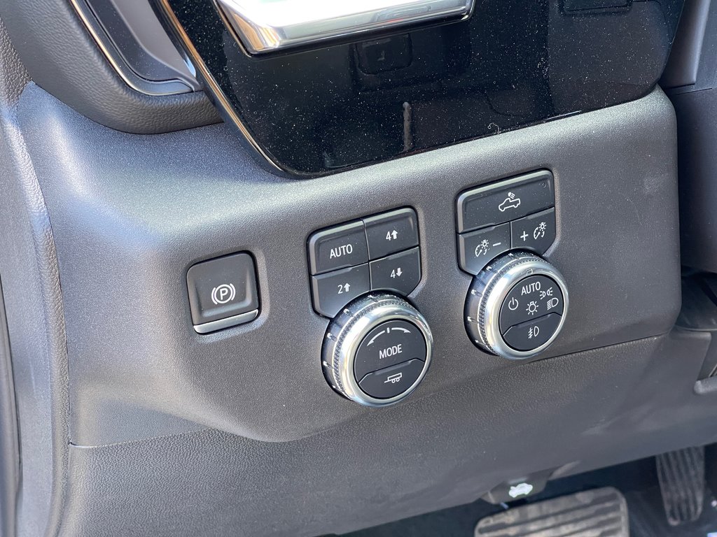 GMC Sierra 1500  2024 à Montréal, Québec - 12 - w1024h768px