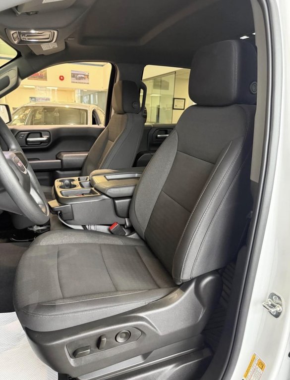 GMC Sierra 1500 PRO 2025 à Terrebonne, Québec - 6 - w1024h768px