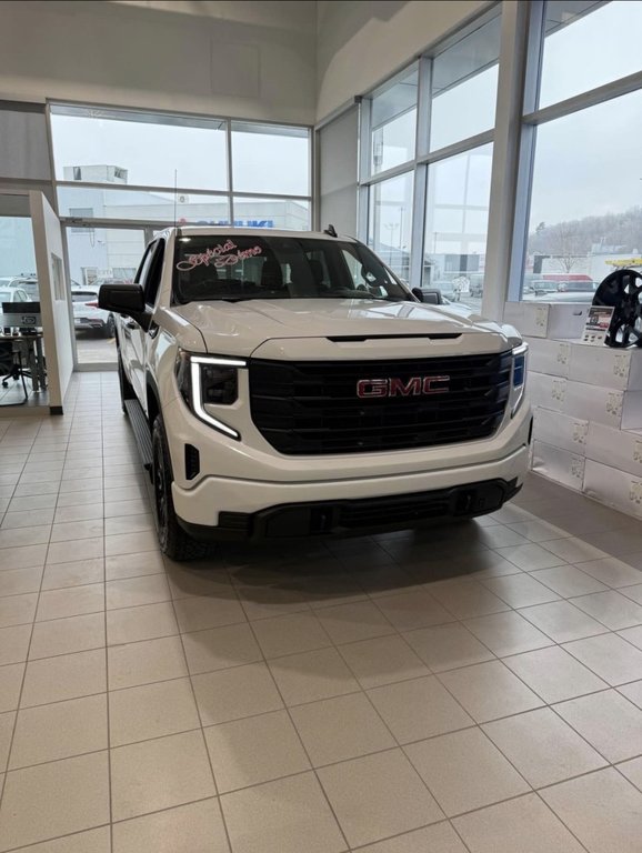 GMC Sierra 1500 PRO 2025 à Terrebonne, Québec - 1 - w1024h768px