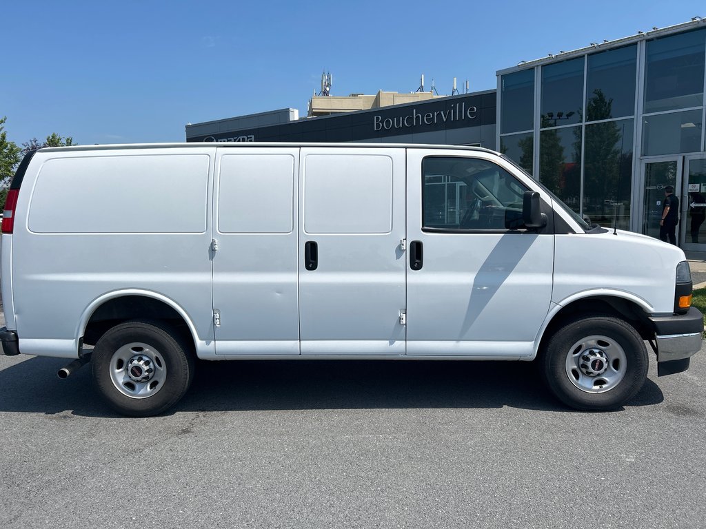 2023 GMC Savana Cargo Van 2500, AIR CLIMATISÉ, BAS KM in Boucherville, Quebec - 9 - w1024h768px