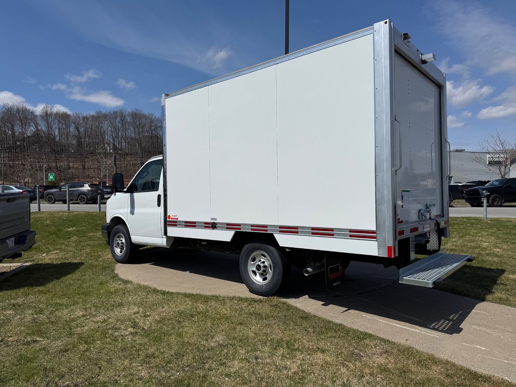 2025 GMC SAVANA CUTAWAY 139¨ (1WT) CUTAWAY in Terrebonne, Quebec - 4 - w1024h768px