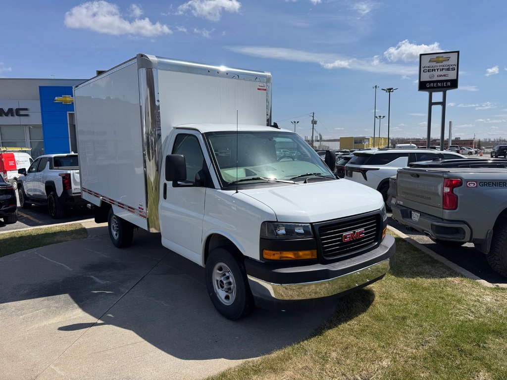 2025 GMC SAVANA CUTAWAY 139¨ (1WT) CUTAWAY in Terrebonne, Quebec - 1 - w1024h768px