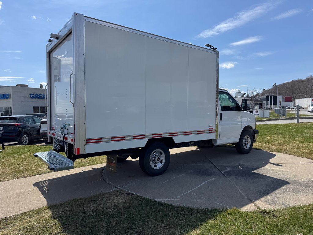 2025 GMC SAVANA CUTAWAY 139¨ (1WT) CUTAWAY in Terrebonne, Quebec - 3 - w1024h768px