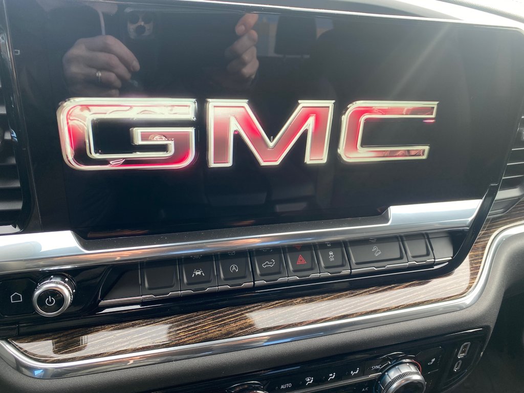 2024 GMC Sierra 1500 ELEVATION in Terrebonne, Quebec - 11 - w1024h768px