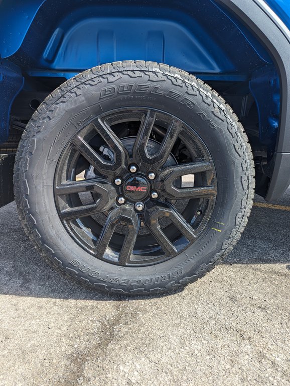 2024 GMC Sierra 1500 ELEVATION in Terrebonne, Quebec - 13 - w1024h768px