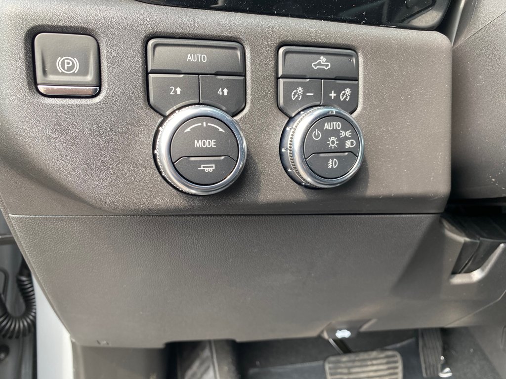 2024 GMC Sierra 1500 ELEVATION in Terrebonne, Quebec - 12 - w1024h768px