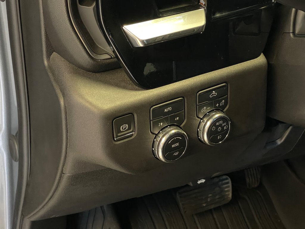 GMC Sierra 1500  2024 à Montréal, Québec - 12 - w1024h768px