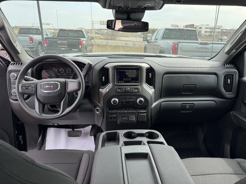 GMC K1500 SIERRA CREW CAB PRO STD/BOX (1SA) PRO 2026 à Terrebonne, Québec - 9 - w1024h768px