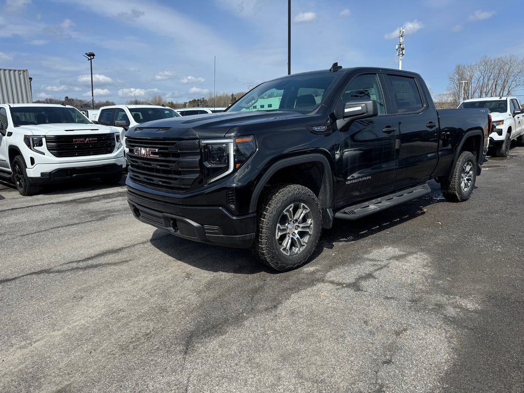 GMC K1500 SIERRA CREW CAB PRO STD/BOX (1SA) PRO 2026 à Terrebonne, Québec - 1 - w1024h768px