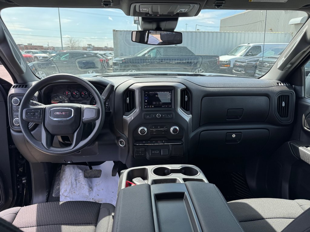 GMC K1500 SIERRA CREW CAB PRO STD/BOX (1SA) PRO 2026 à Terrebonne, Québec - 8 - w1024h768px