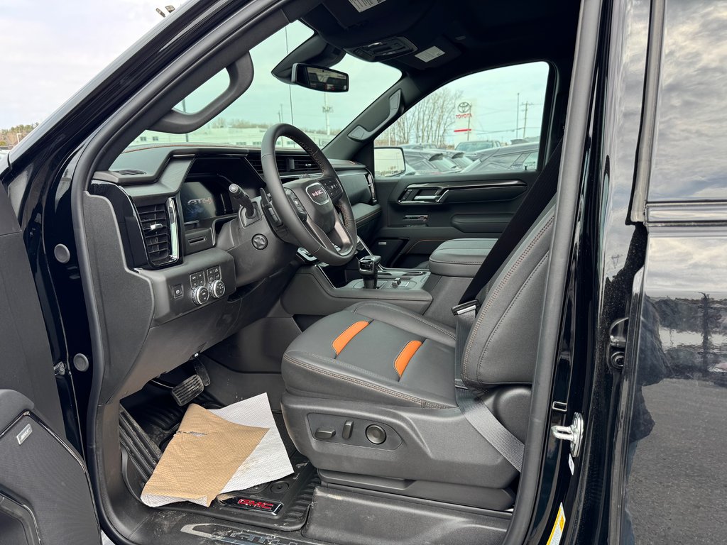 GMC K1500 SIERRA CREW CAB AT4 STD/BOX (4SB) AT4 2026 à Terrebonne, Québec - 8 - w1024h768px