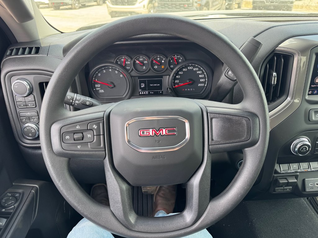 2026 GMC K1500 SIERRA CREW CAB PRO STD/BOX (1SA) PRO in Terrebonne, Quebec - 10 - w1024h768px