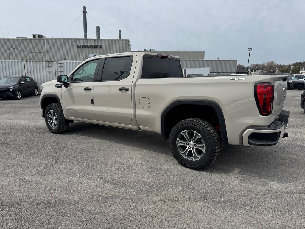 2026 GMC Sierra 1500 PRO in Terrebonne, Quebec - 3 - w1024h768px