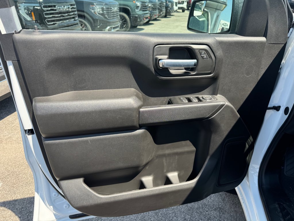 2026 GMC Sierra 1500 PRO in Terrebonne, Quebec - 7 - w1024h768px