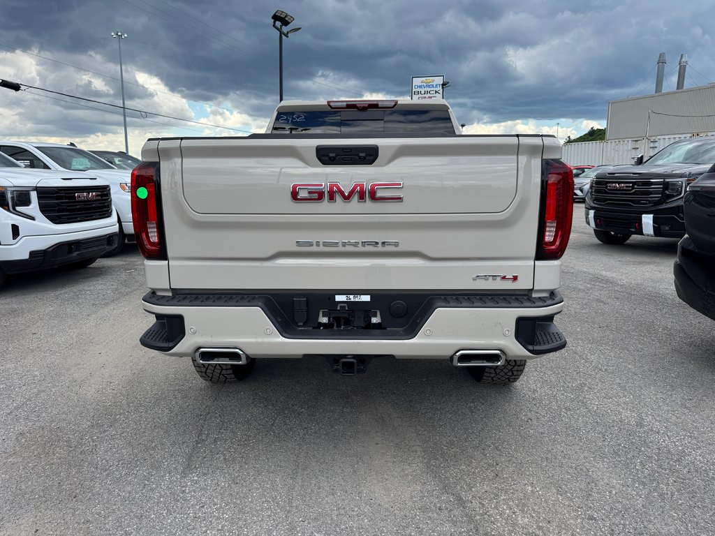 2026 GMC Sierra 1500 AT4 in Terrebonne, Quebec - 5 - w1024h768px