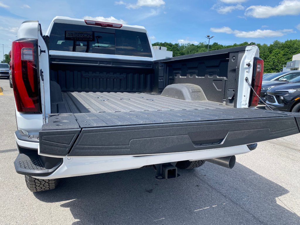 2024 GMC Sierra 2500 HD DENALI in Terrebonne, Quebec - 8 - w1024h768px