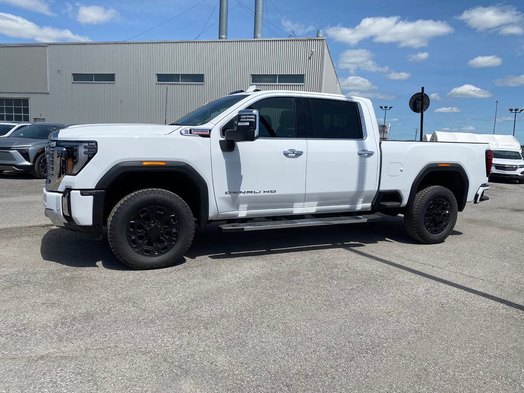 2024 GMC Sierra 2500 HD DENALI in Terrebonne, Quebec - 4 - w1024h768px