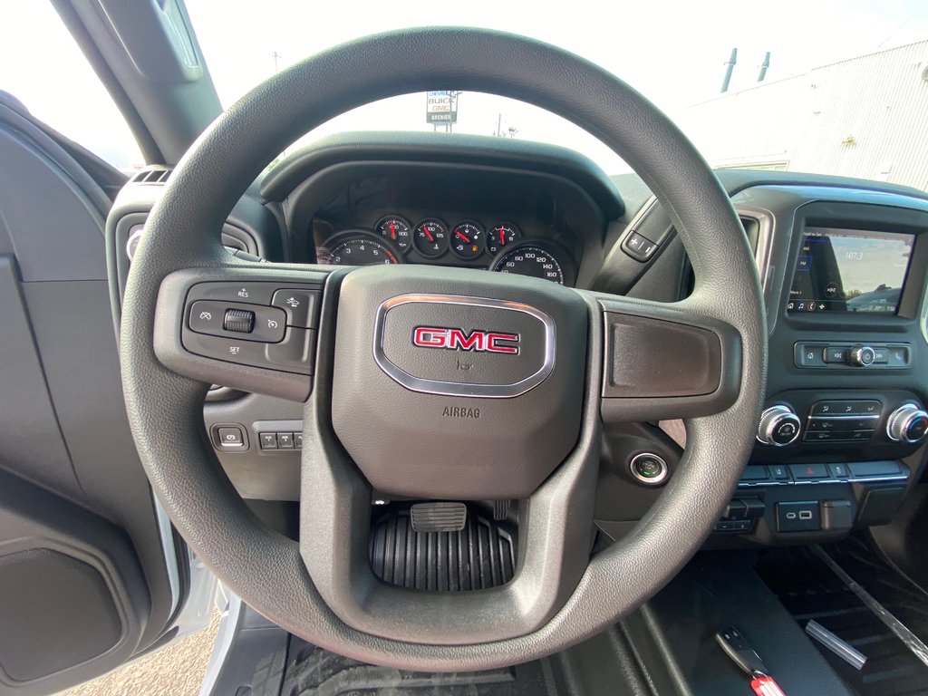 2025 GMC Sierra 2500 HD PRO in Terrebonne, Quebec - 14 - w1024h768px