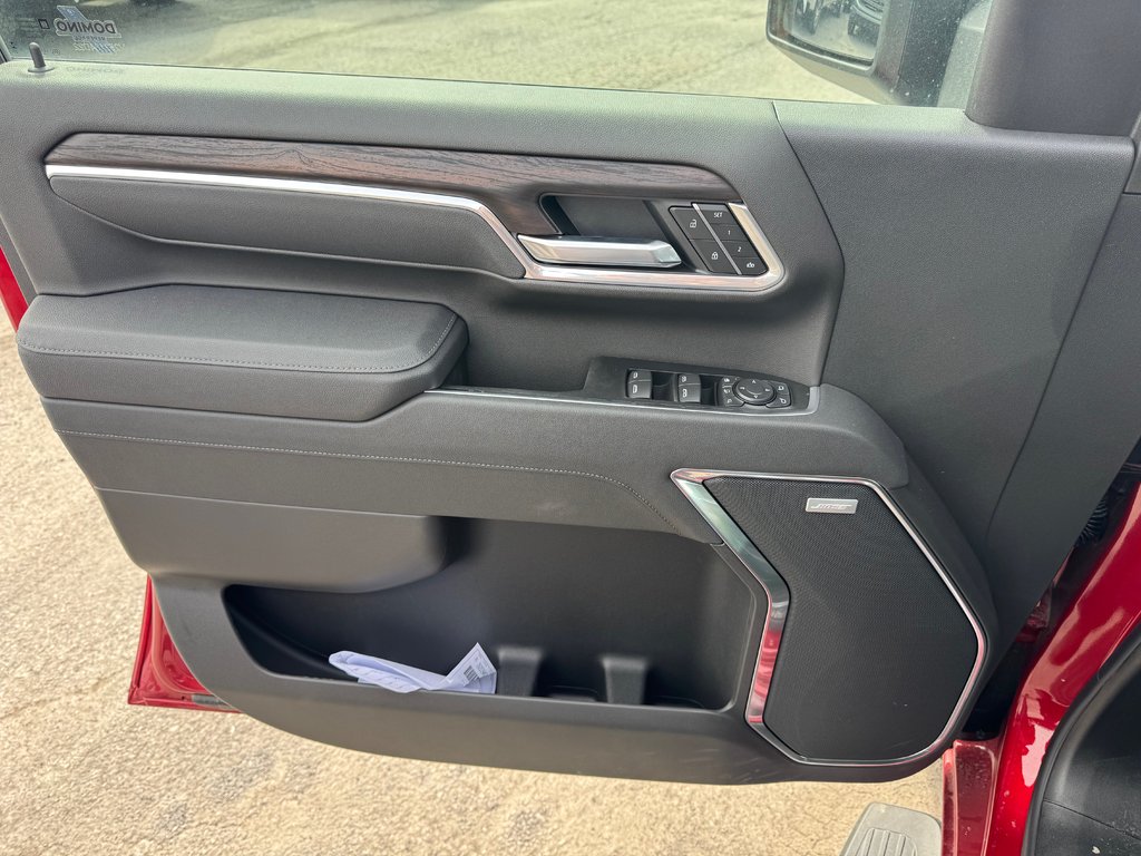 2026 GMC K2500 HD SIERRA CREW CAB SLT STD/BOX DURAMAX (4SA) SLT in Terrebonne, Quebec - 10 - w1024h768px