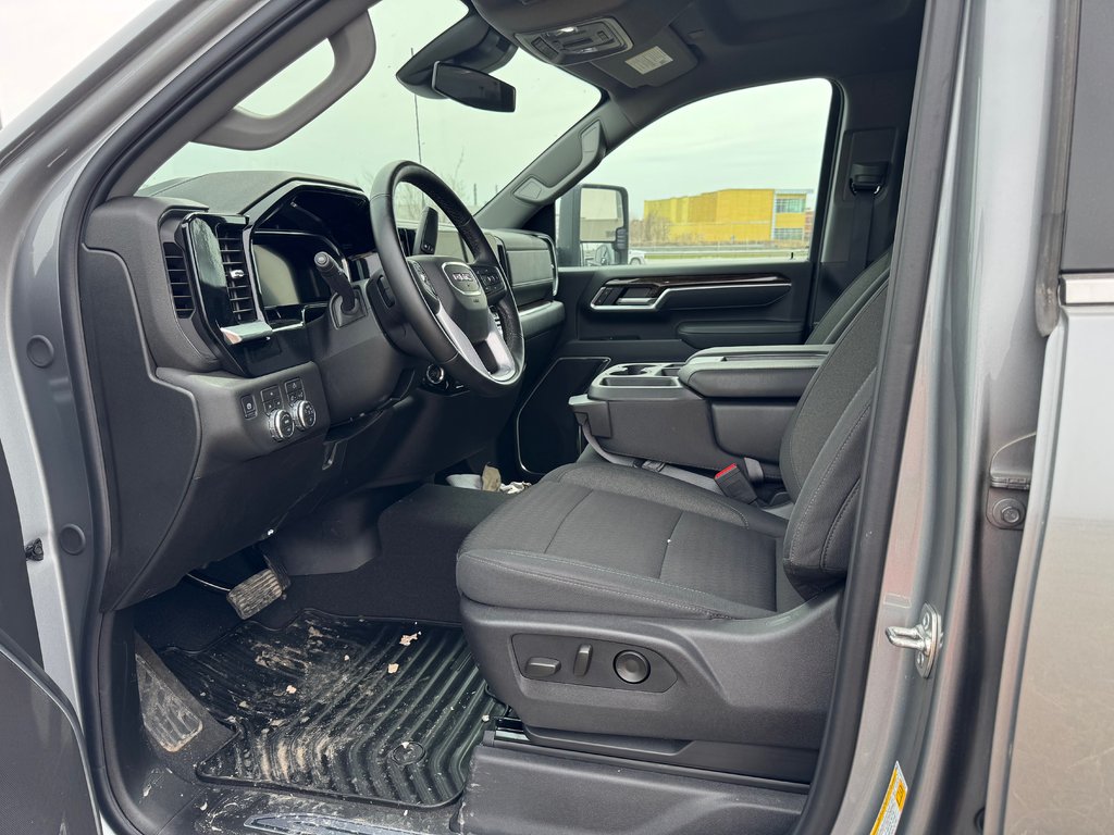 GMC Sierra 2500 HD SLE 2026 à Terrebonne, Québec - 7 - w1024h768px