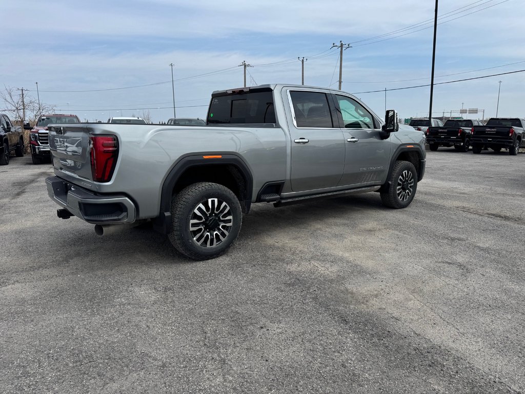 GMC K2500 HD SIERRA CREW CAB DENALI ULTIMATE STD/BOX DURAMAX (5SB) DENALI 2026 à Terrebonne, Québec - 11 - w1024h768px