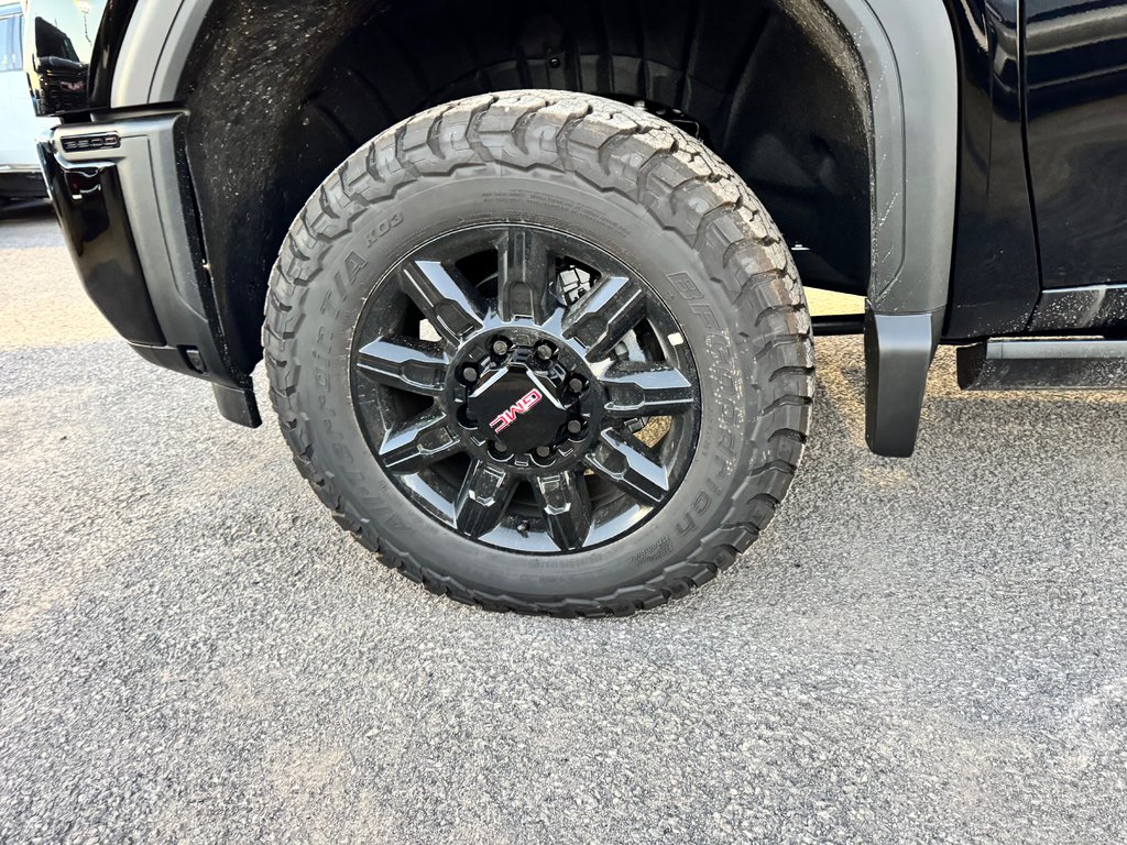 GMC Sierra 2500 HD AT4 2026 à Terrebonne, Québec - 12 - w1024h768px