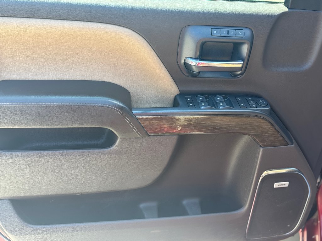 GMC Sierra 2500HD Denali Bose Toit Ouvrant Diesel Crew 2018 à Terrebonne, Québec - 8 - w1024h768px