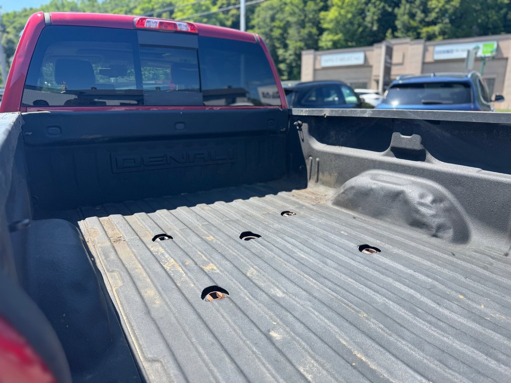 GMC Sierra 2500HD Denali Bose Toit Ouvrant Diesel Crew 2018 à Terrebonne, Québec - 27 - w1024h768px