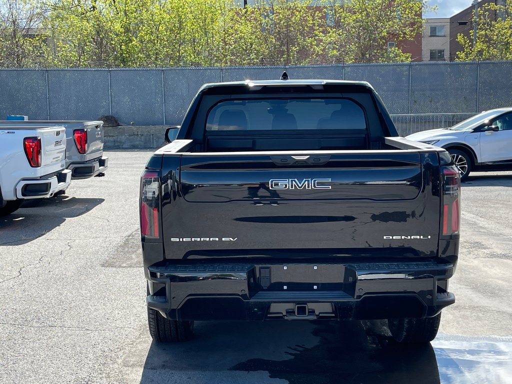 2025 GMC Sierra EV in Montreal, Quebec - 5 - w1024h768px
