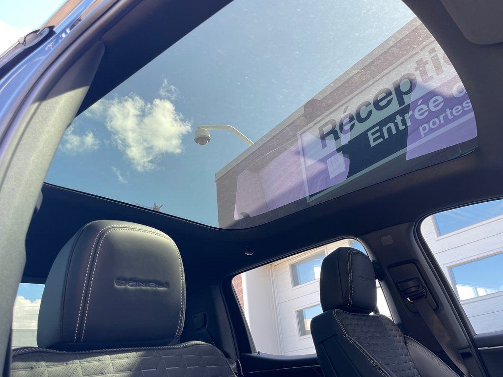 2025 GMC Sierra EV in Montreal, Quebec - 7 - w1024h768px