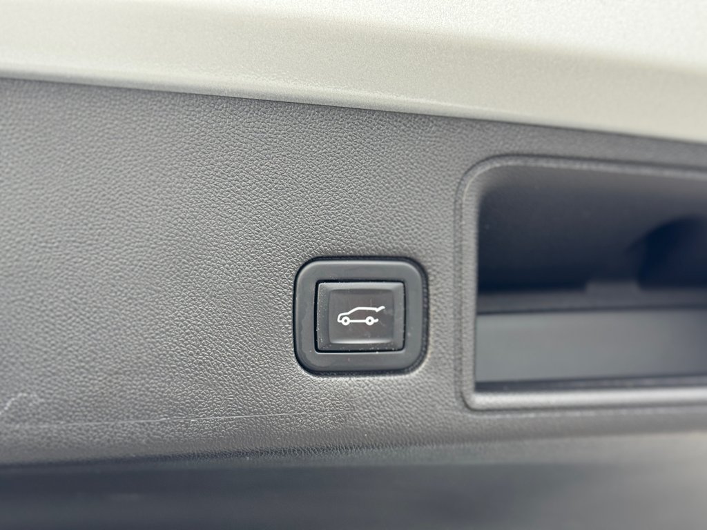 GMC Terrain SLE AWD Elevation Toit Panoramique Navigation 2022 à Terrebonne, Québec - 27 - w1024h768px